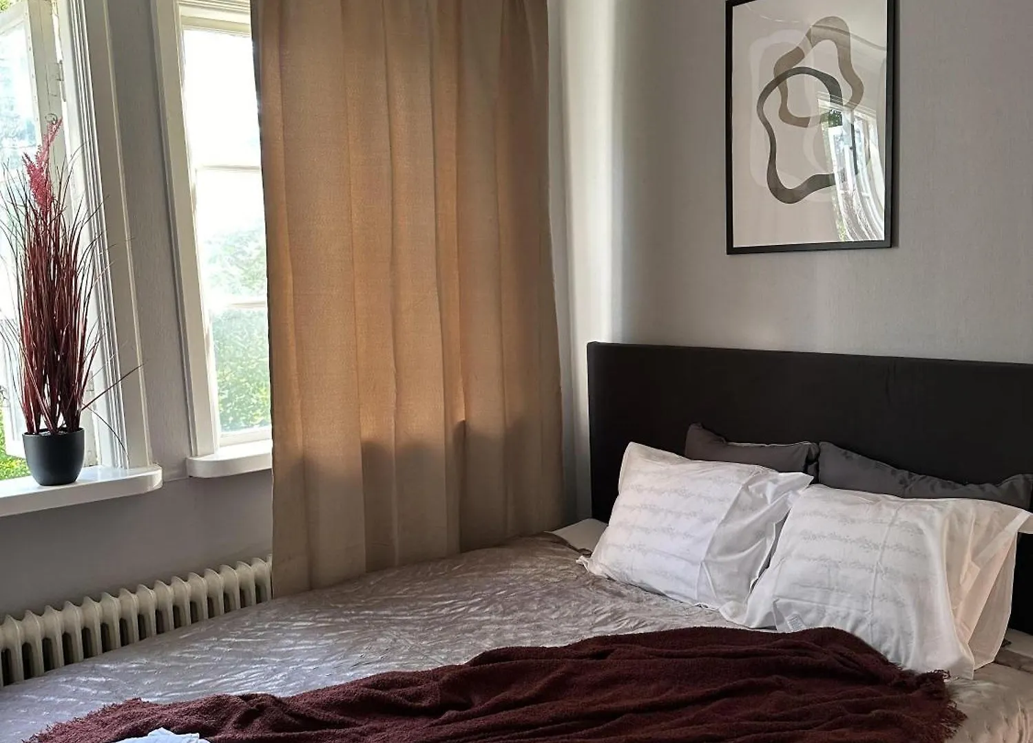 Holiday home Stockholm - 5-Beds - Sleeps 12 - Garden Villa